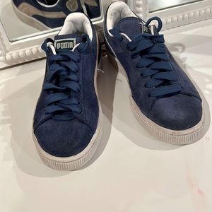 Puma, size 3, Royal Blue